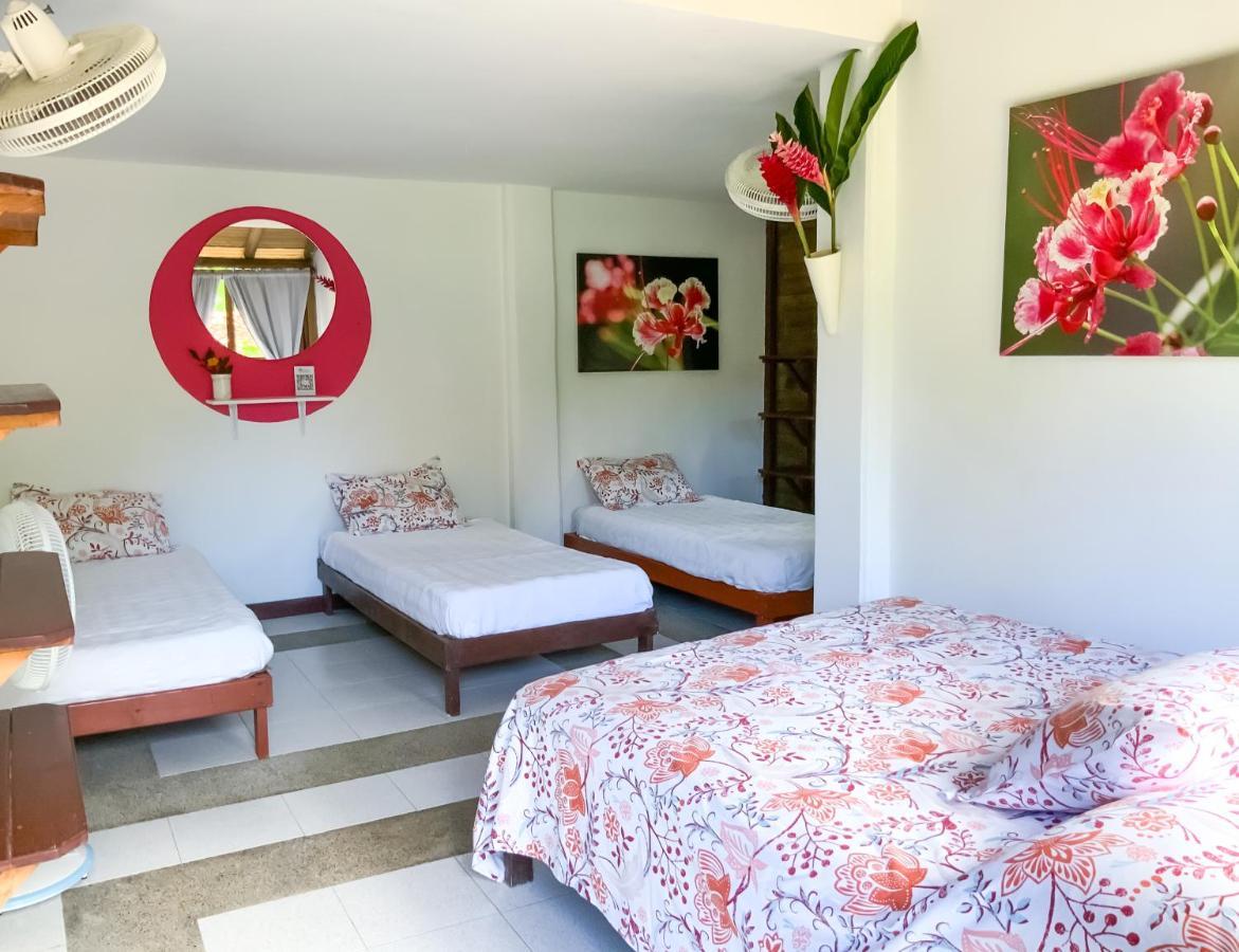 Los Robles Capurgana Hotel Екстериор снимка